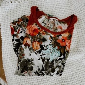 floral tee